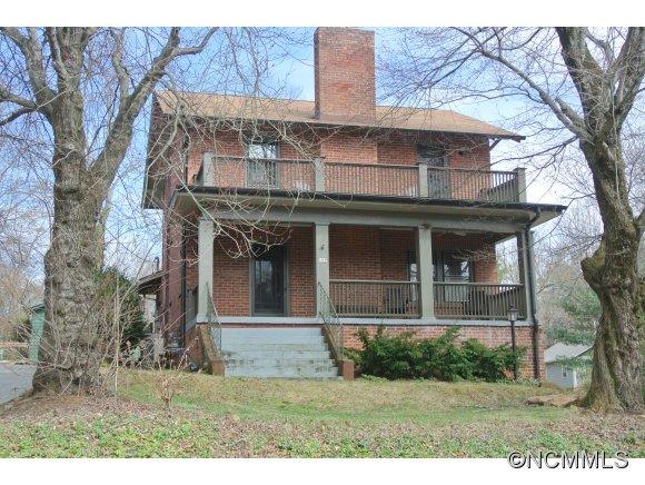 102 Rumbough Place Asheville NC 28806