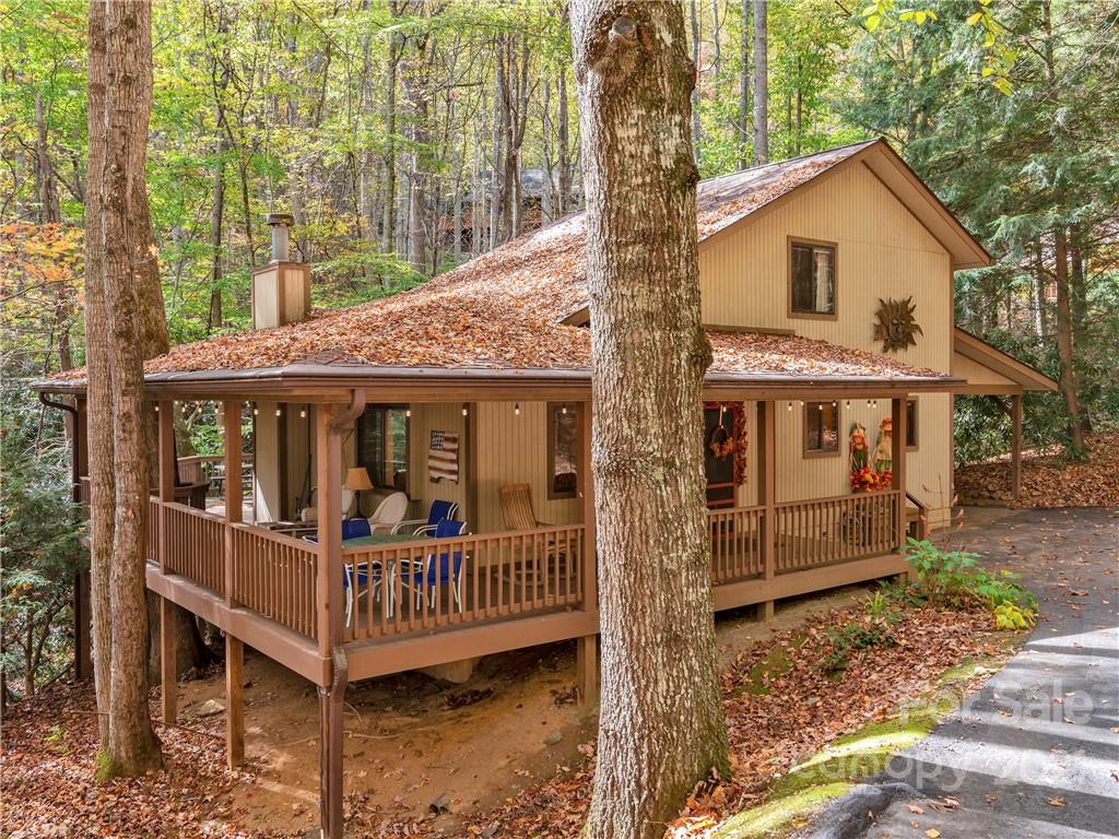 141 Creekside Drive Maggie Valley NC 28751