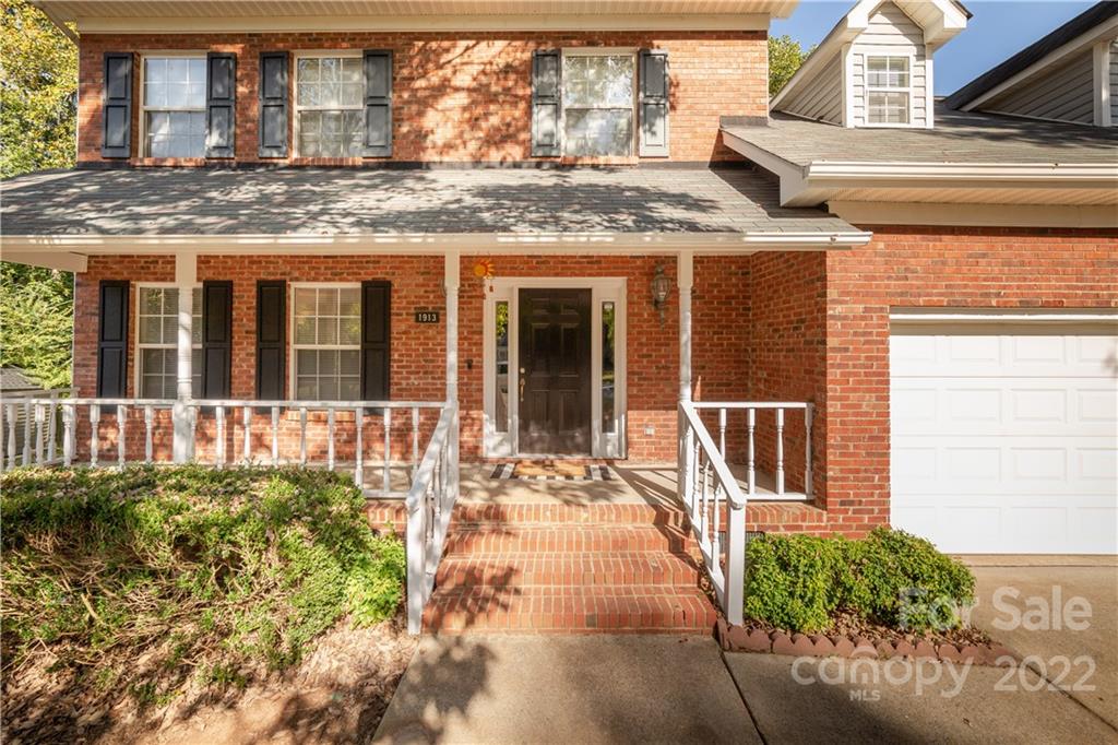 1913 Watlington Drive Charlotte NC 28270