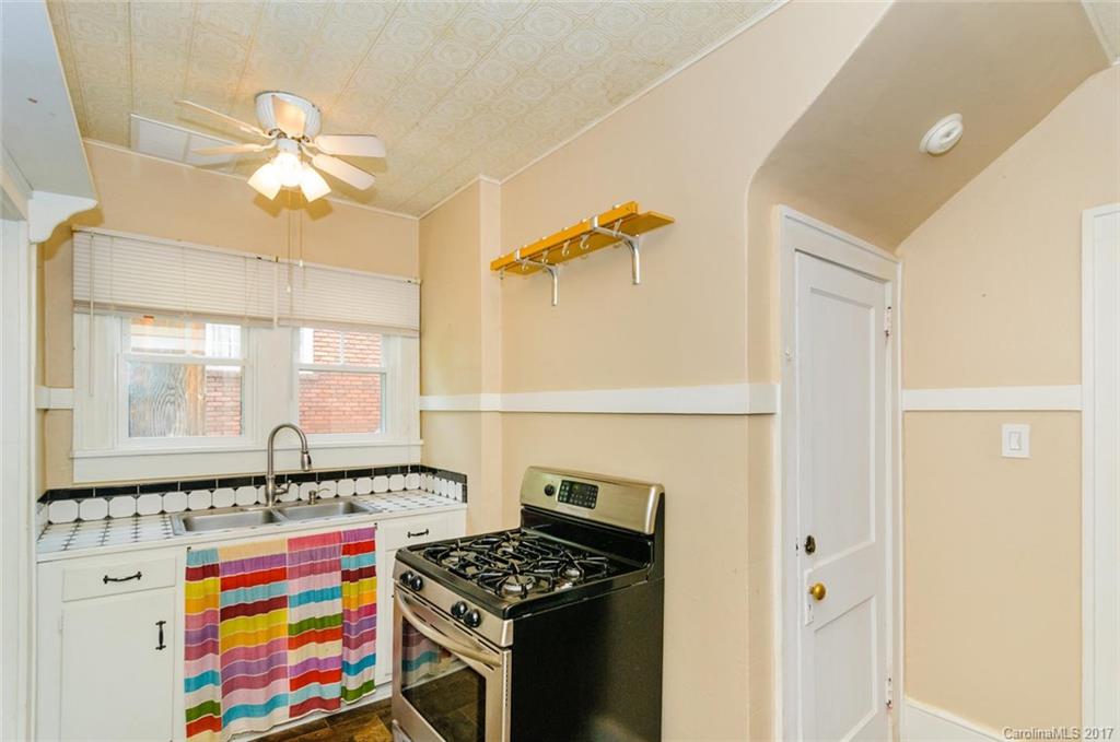 8 Furman Court Asheville NC 28801