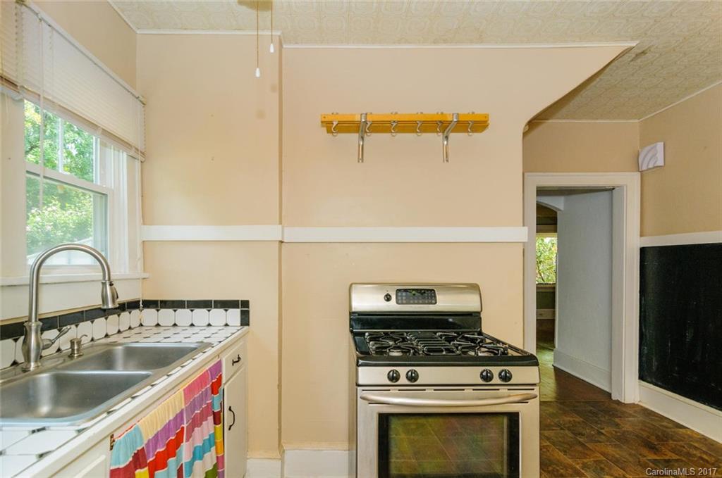 8 Furman Court Asheville NC 28801