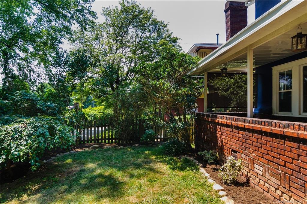8 Furman Court Asheville NC 28801