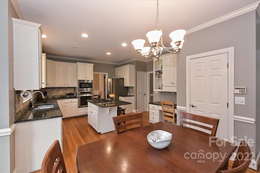 7011 Jardiniere Court Charlotte NC 28226