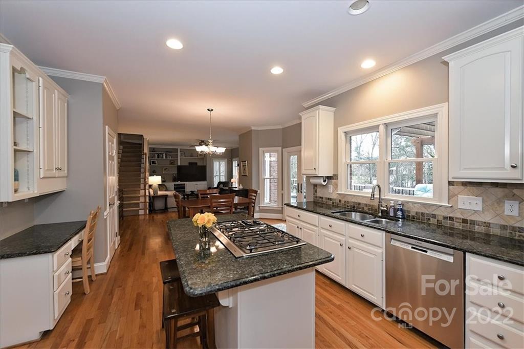 7011 Jardiniere Court Charlotte NC 28226