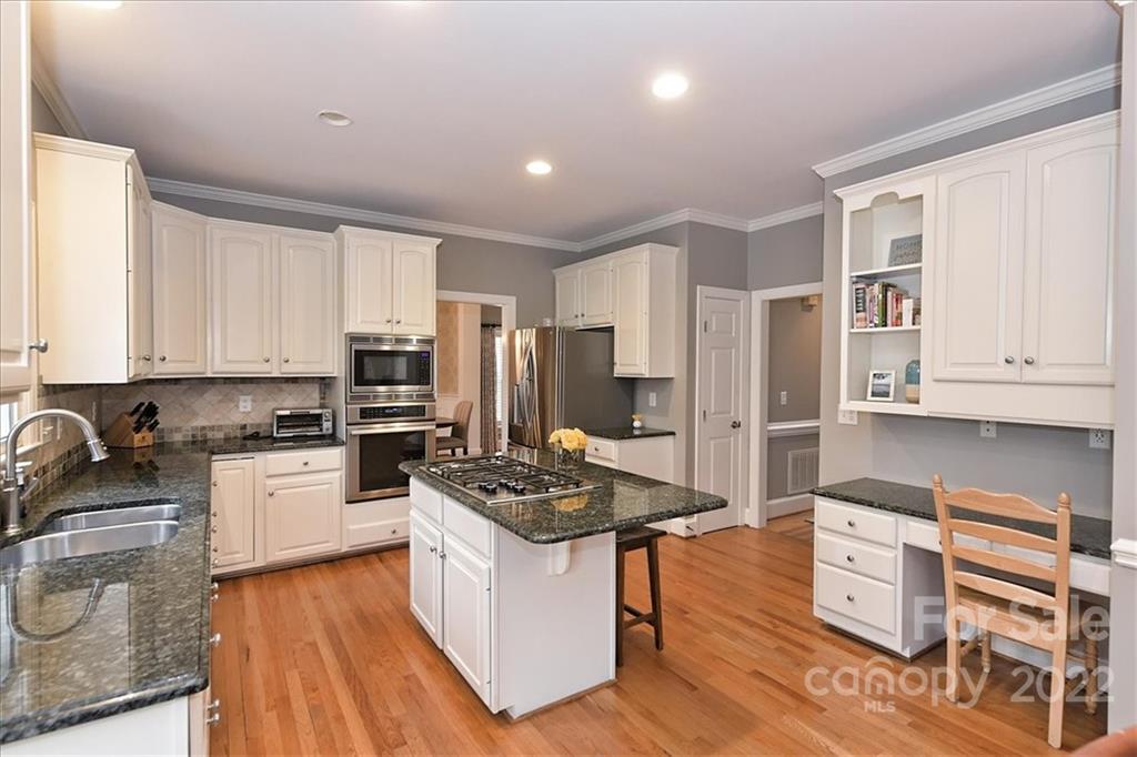 7011 Jardiniere Court Charlotte NC 28226
