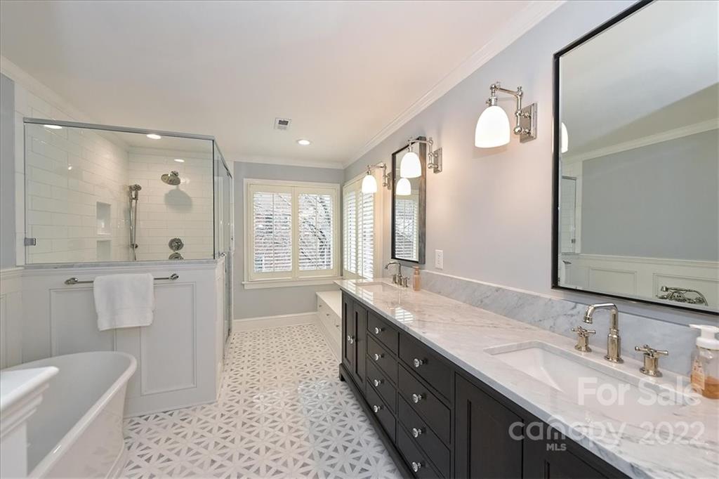 7011 Jardiniere Court Charlotte NC 28226