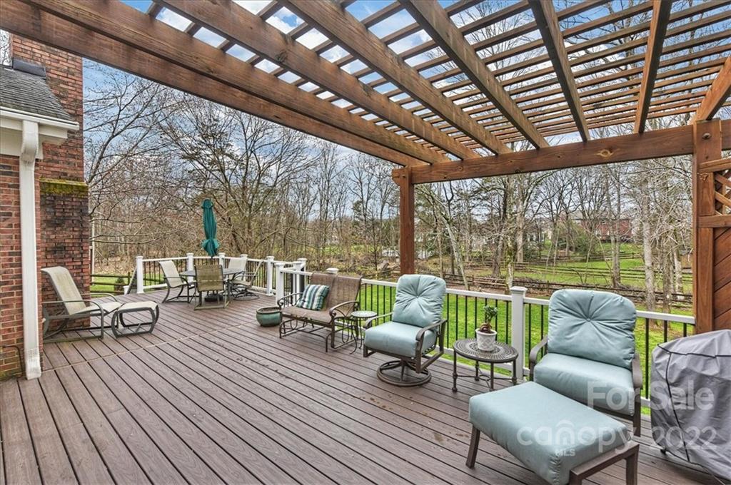 7011 Jardiniere Court Charlotte NC 28226