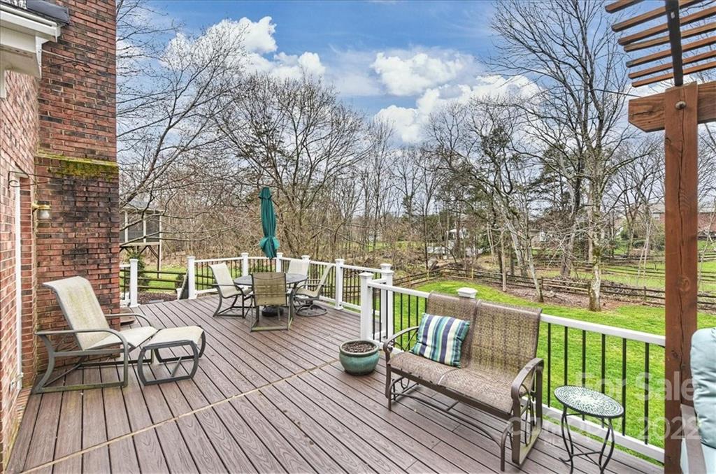 7011 Jardiniere Court Charlotte NC 28226