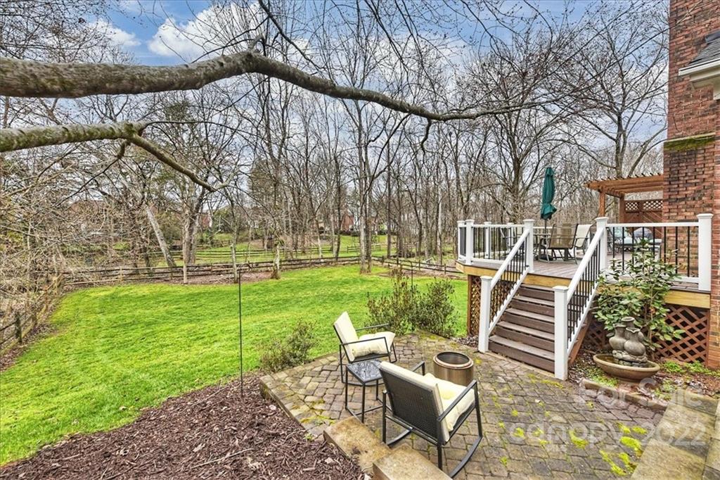 7011 Jardiniere Court Charlotte NC 28226