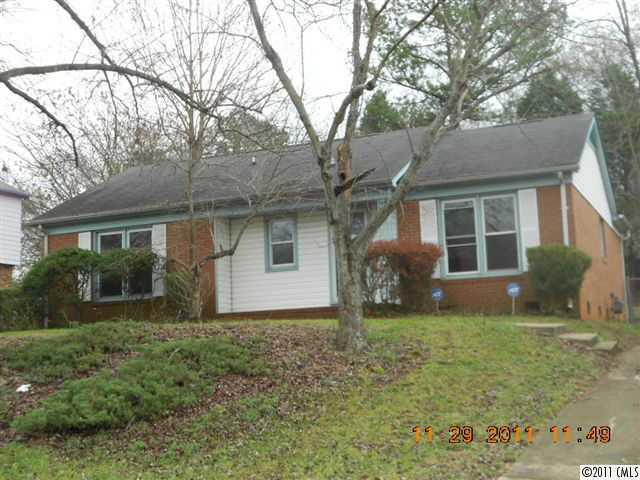 509 Huntsmoor Drive Charlotte NC 28217