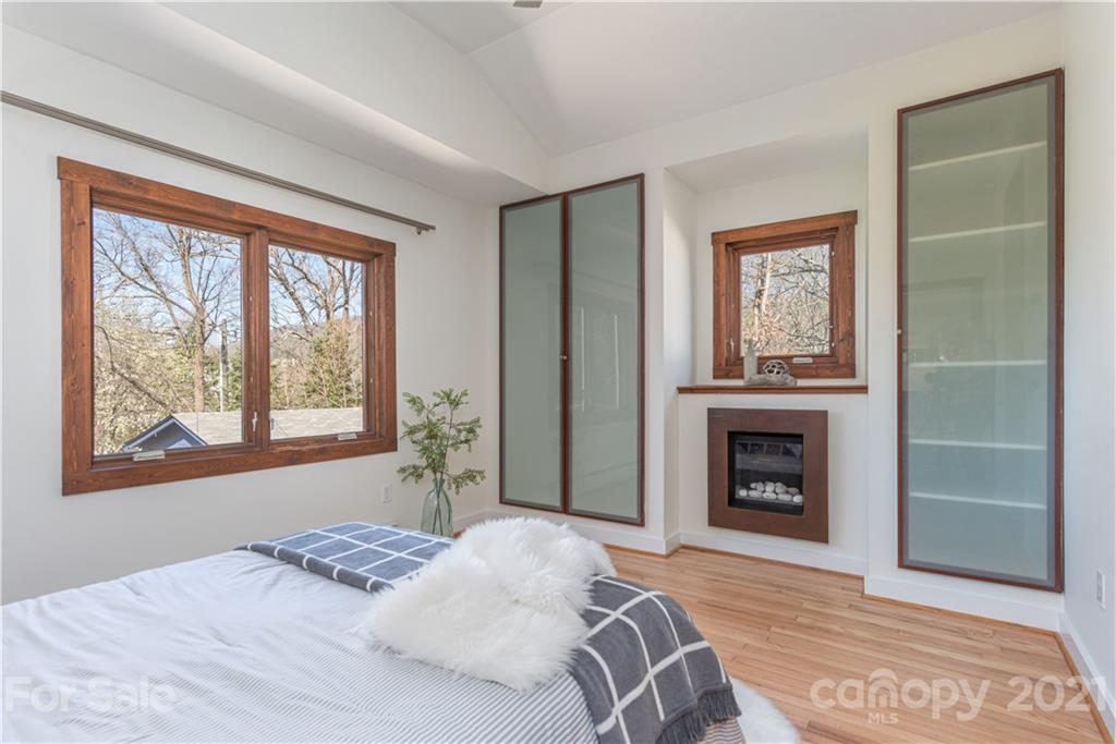 266 Hillside Street Asheville NC 28801