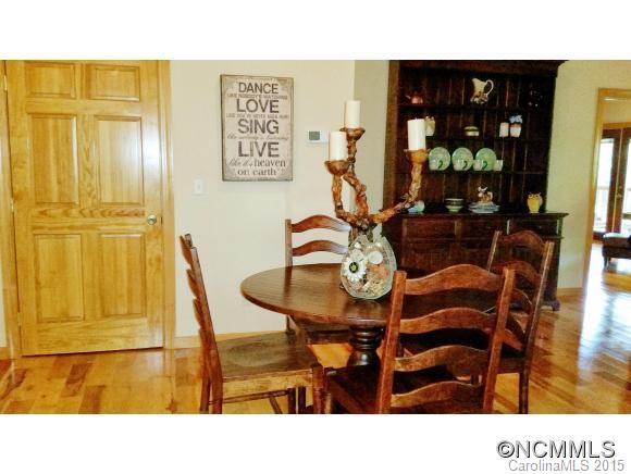 30 Spring Hill Drive Asheville NC 28804