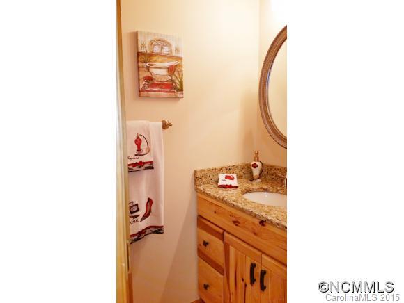 30 Spring Hill Drive Asheville NC 28804