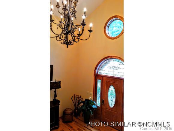 30 Spring Hill Drive Asheville NC 28804