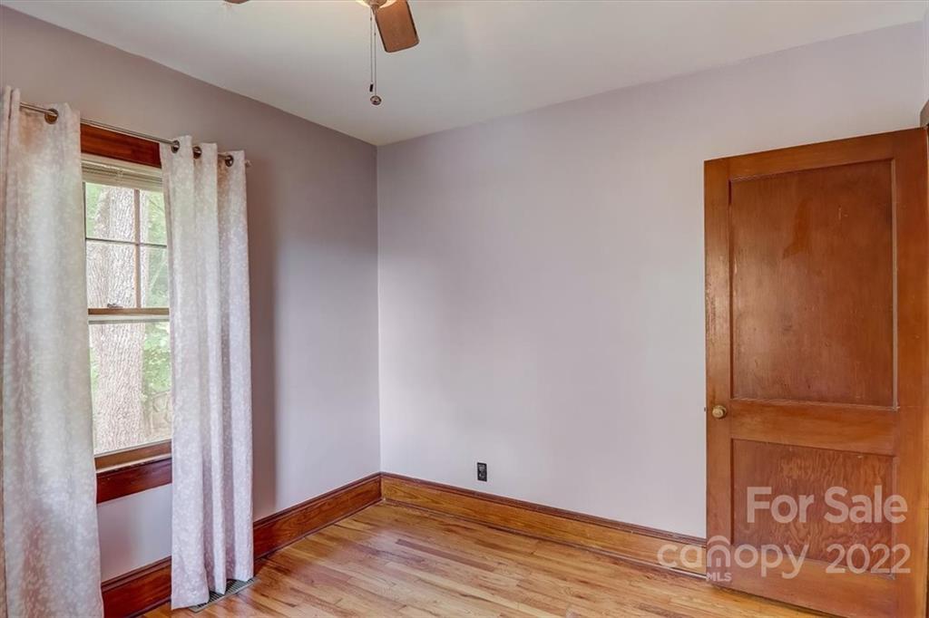 7 Elkmont Terrace Asheville NC 28804