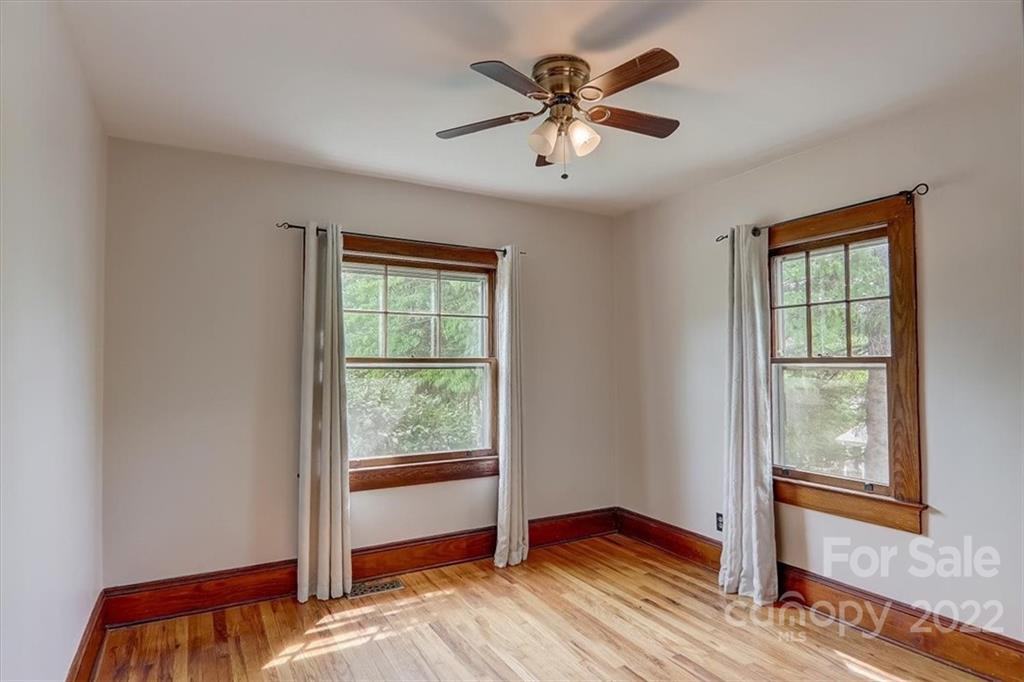 7 Elkmont Terrace Asheville NC 28804
