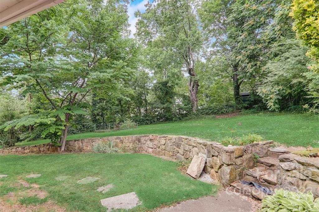 7 Elkmont Terrace Asheville NC 28804