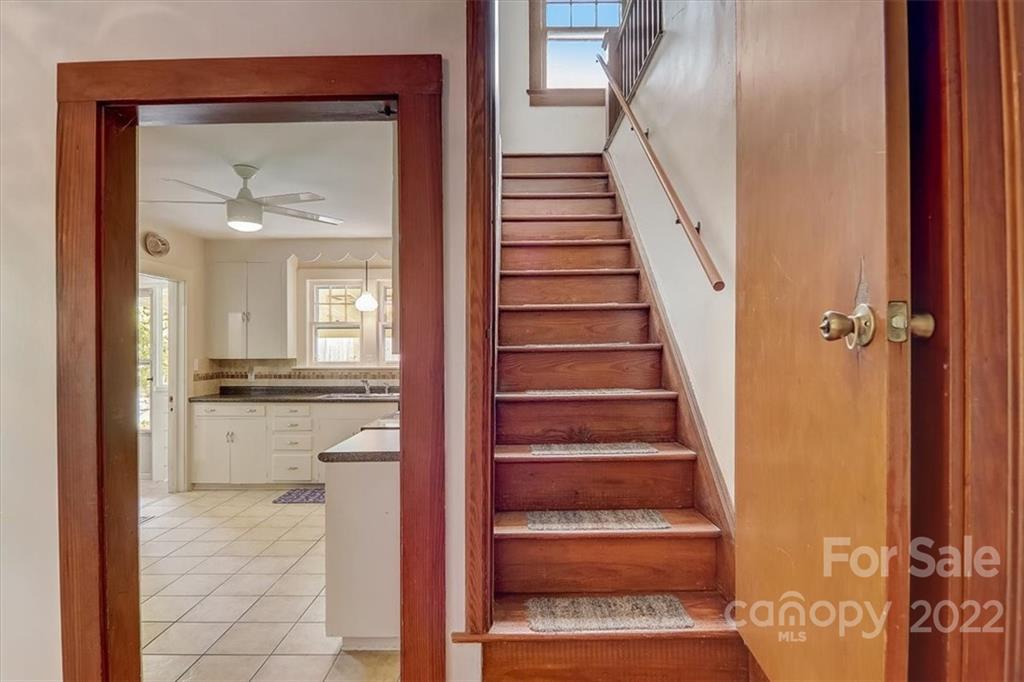 7 Elkmont Terrace Asheville NC 28804