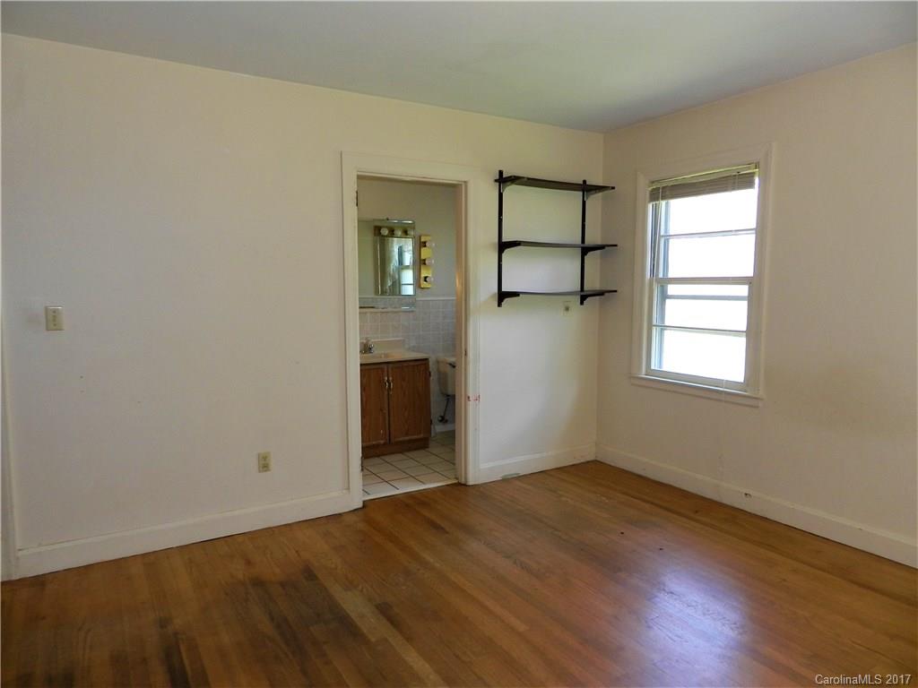 705 New Haw Creek Road Asheville NC 28805