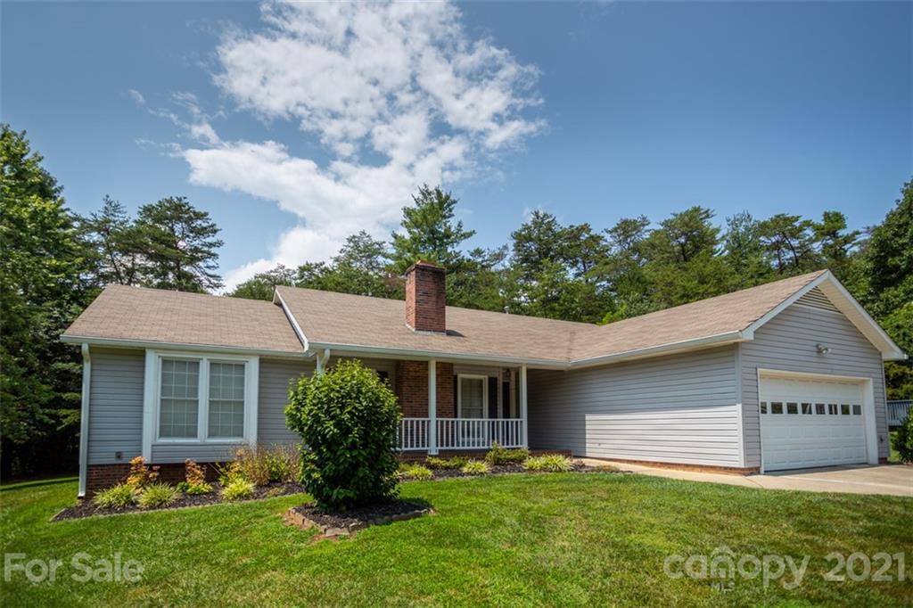 17 Westminster Drive Asheville NC 28804