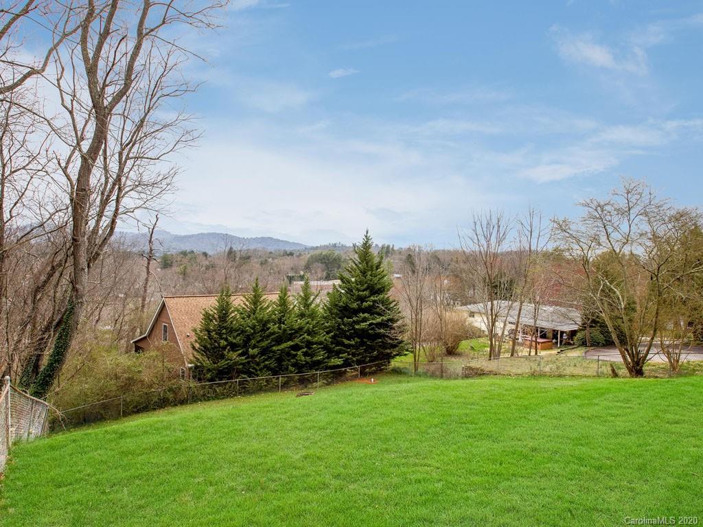 2 Deerview Lane Asheville NC 28804