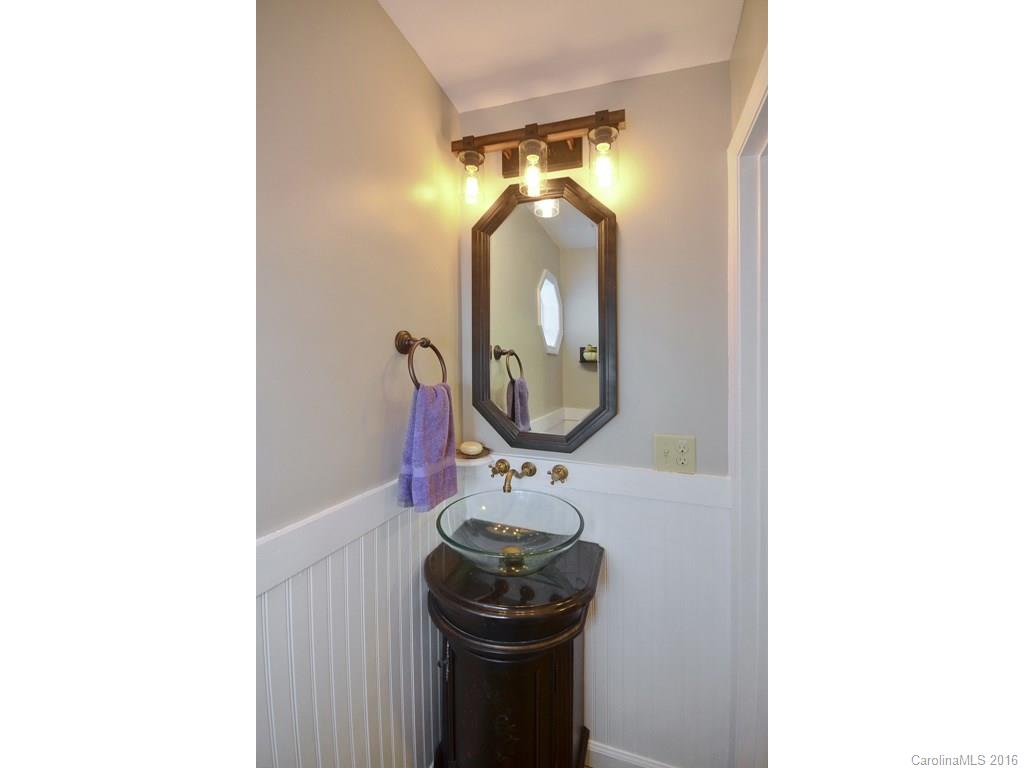 47 Redwood Road Asheville NC 28804