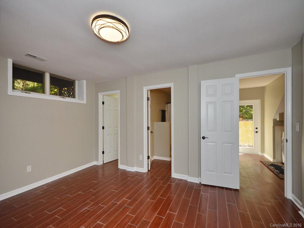 47 Redwood Road Asheville NC 28804
