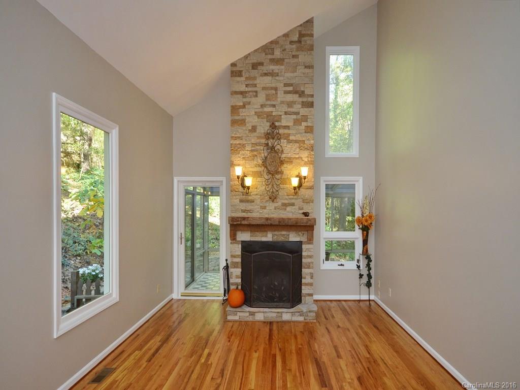 47 Redwood Road Asheville NC 28804