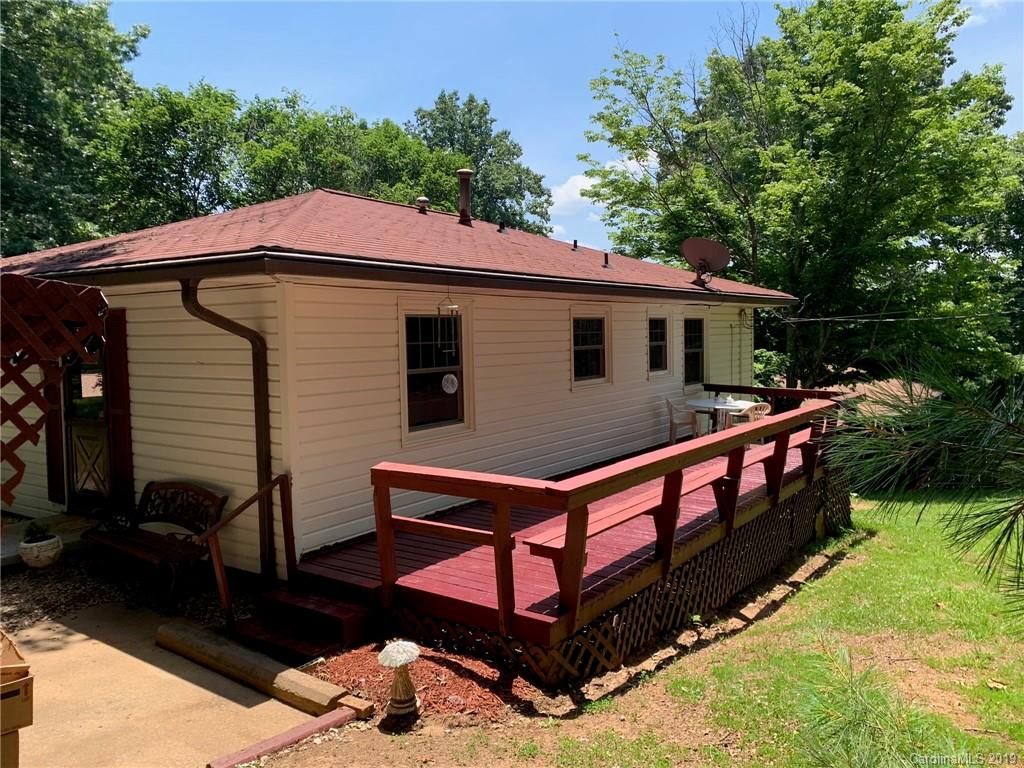 8 Compton Drive Asheville NC 28806
