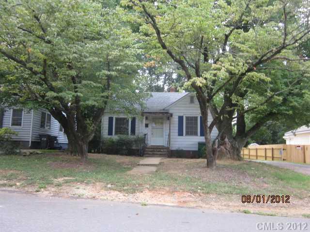 1421 Effingham Road Charlotte NC 28208