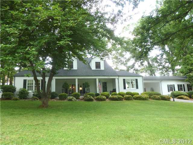 571 Lakeside Drive Statesville NC 28677