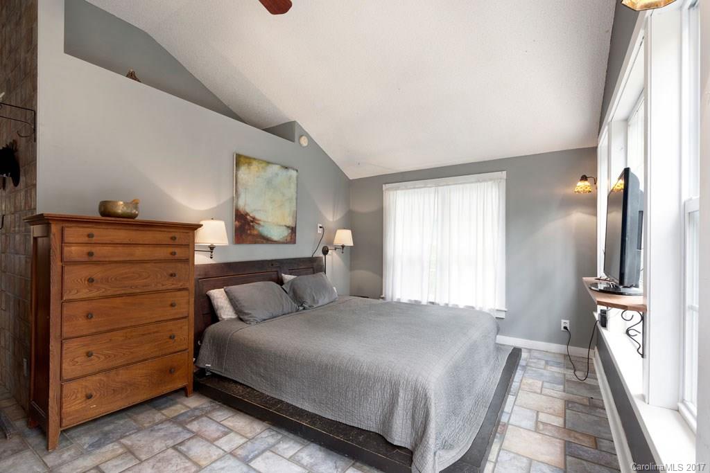 65 Hi Alta Avenue Asheville NC 28806