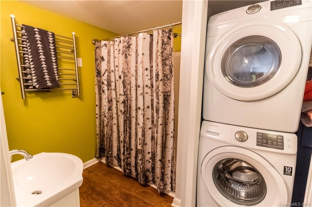 32 Gatewood Road Asheville NC 28806
