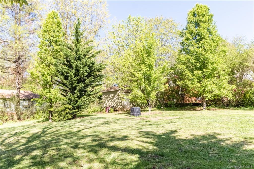 32 Gatewood Road Asheville NC 28806