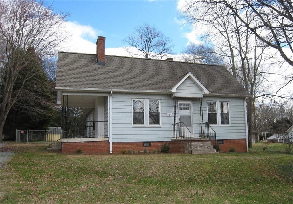 615 N Frye Avenue Newton NC 28658