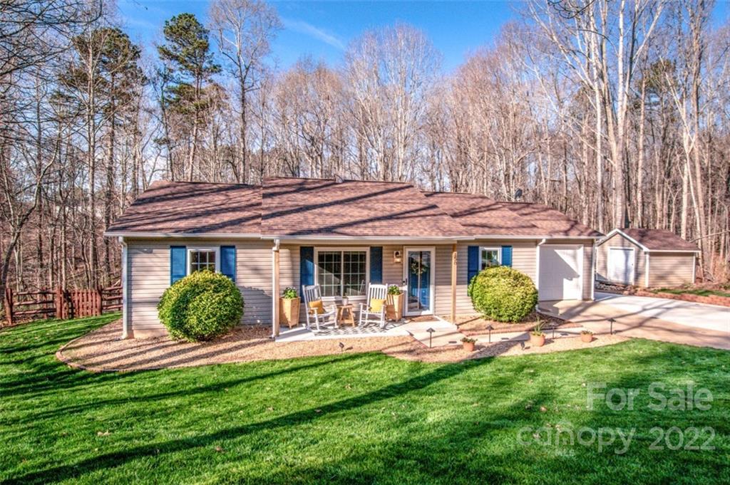 158 Creek View Road Mooresville NC 28117