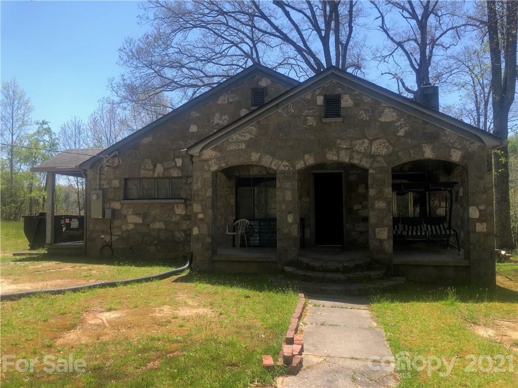 425 Deavor Road Pisgah Forest NC 28768