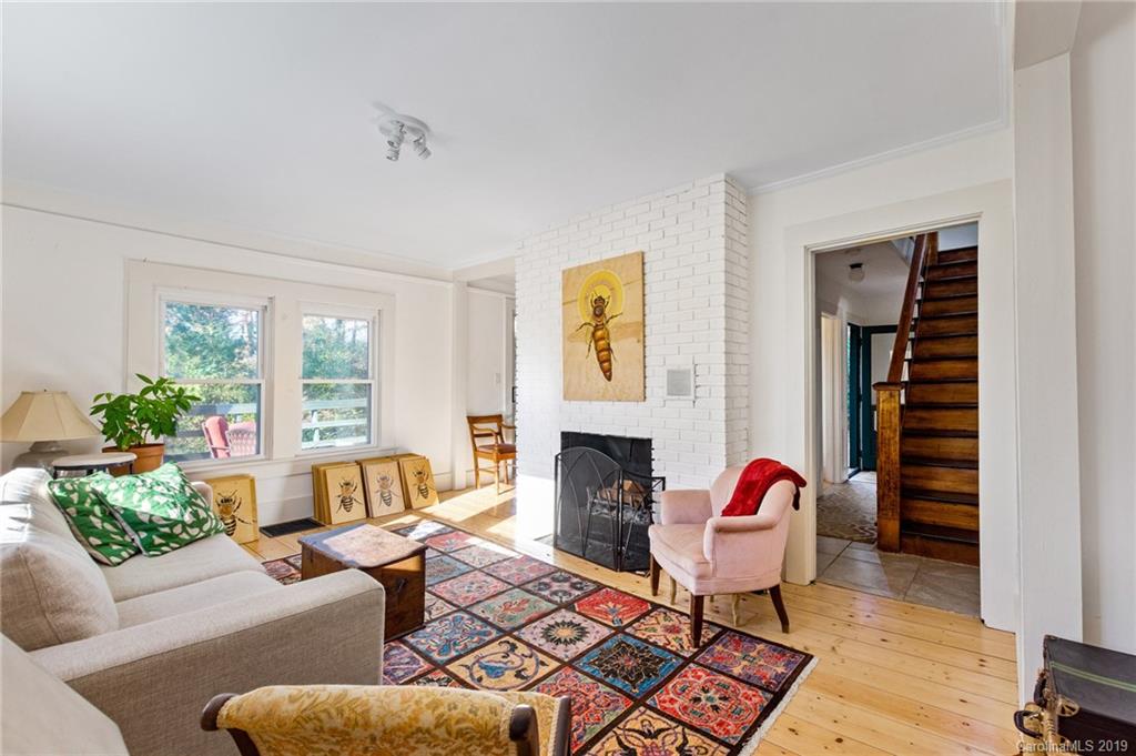 42 Curve Street Asheville NC 28801