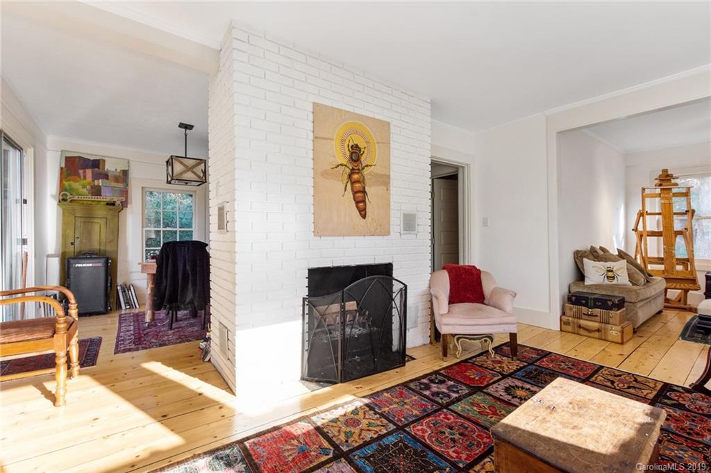 42 Curve Street Asheville NC 28801