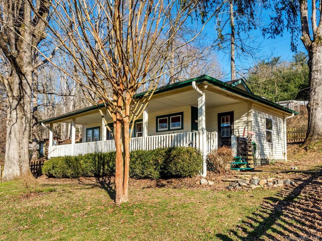 64 Bryson Road Mills River NC 28759