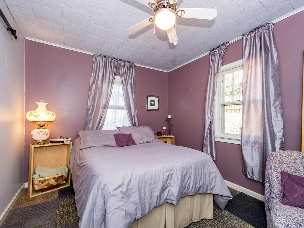 64 Bryson Road Mills River NC 28759