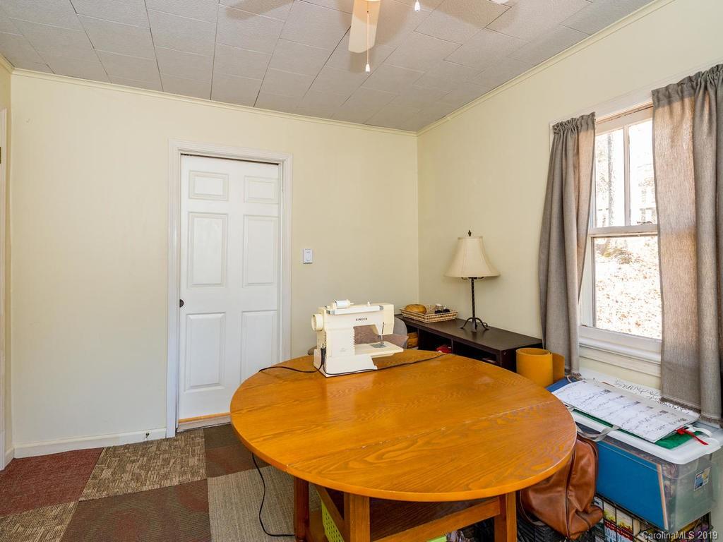 64 Bryson Road Mills River NC 28759