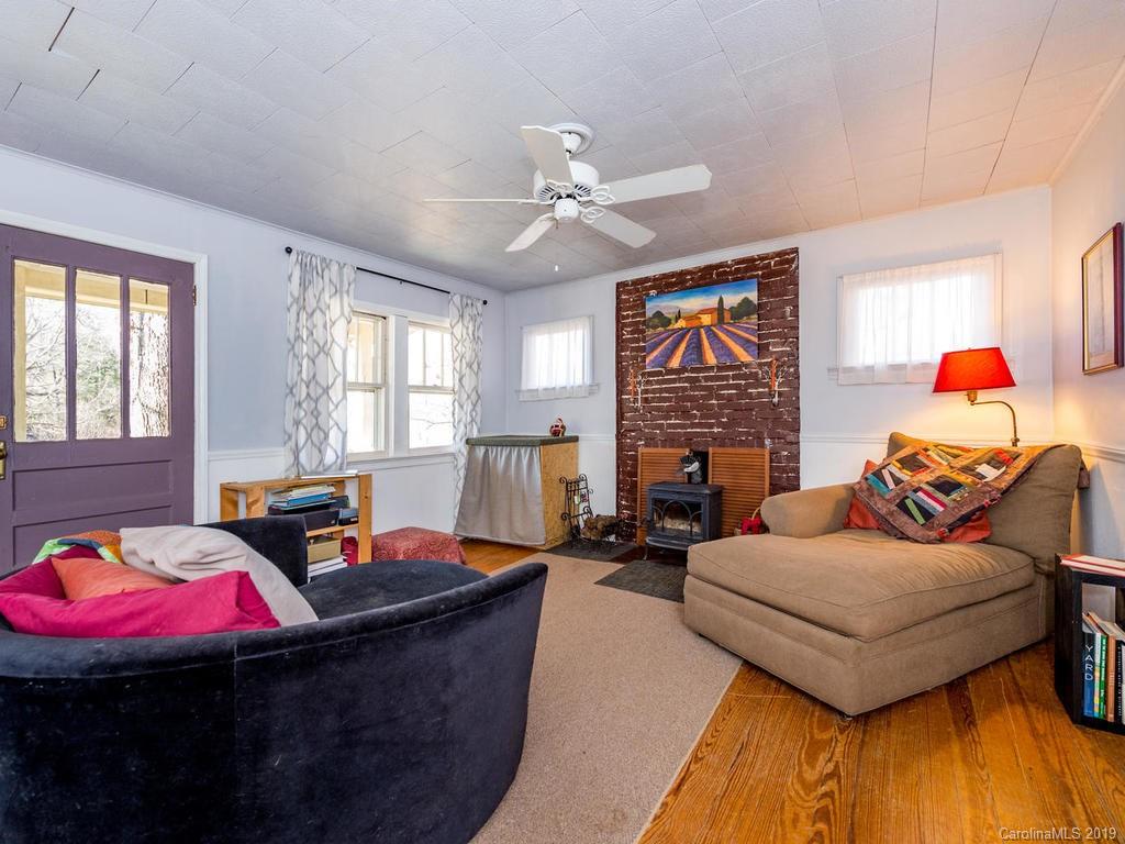 64 Bryson Road Mills River NC 28759