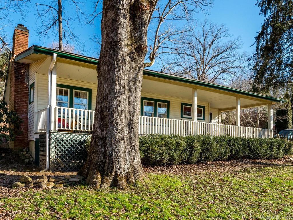 64 Bryson Road Mills River NC 28759