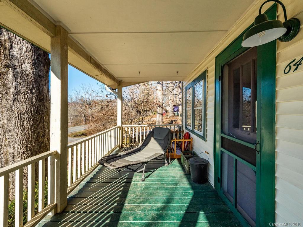 64 Bryson Road Mills River NC 28759