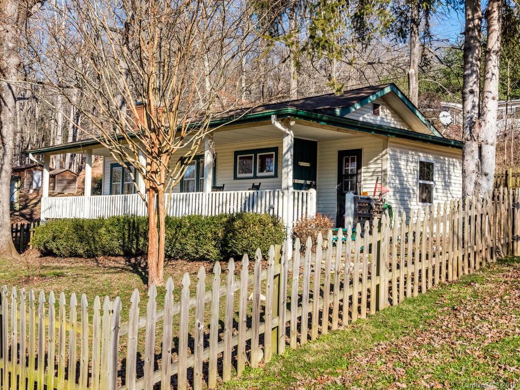 64 Bryson Road Mills River NC 28759