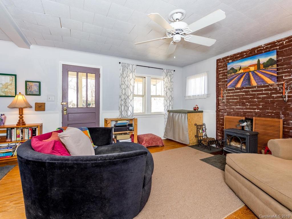 64 Bryson Road Mills River NC 28759