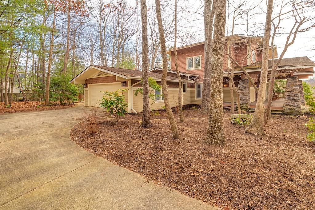 1611 Olmsted Drive Asheville NC 28803