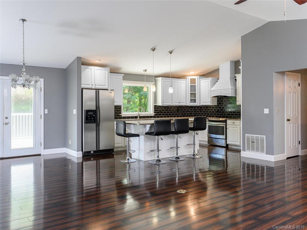 162 Domeno Drive Swannanoa NC 28778