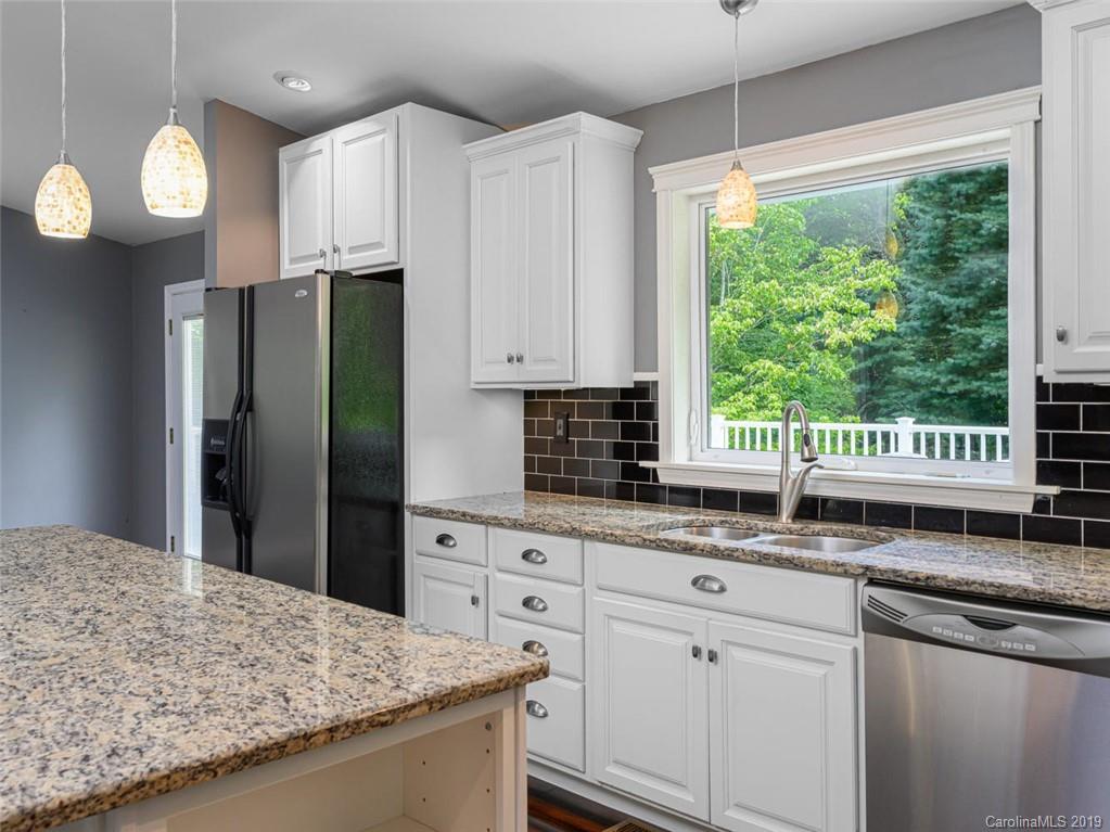 162 Domeno Drive Swannanoa NC 28778